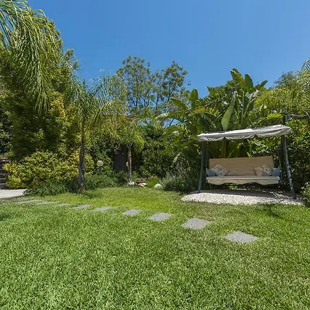 Mondello Holiday Oda ve Kahvaltı Palermo