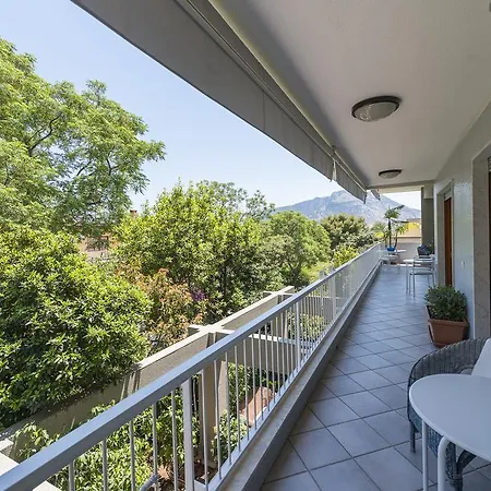 Oda ve Kahvaltı Mondello Holiday