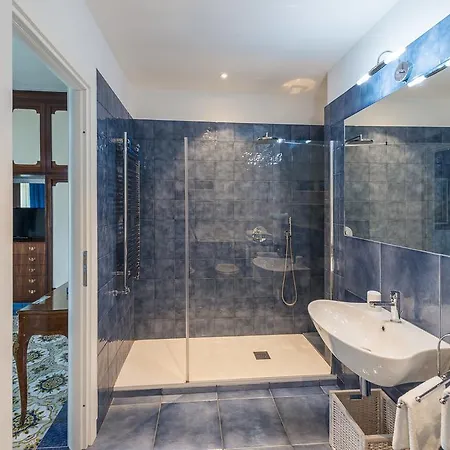 Alojamento de Acomodação e Pequeno-almoço Mondello Holiday