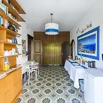 Bed & Breakfast Mondello Holiday *