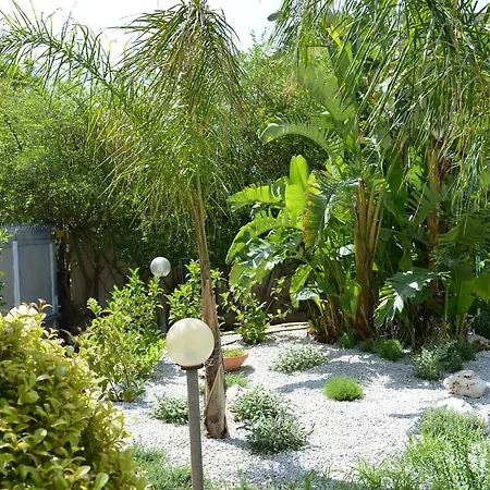 Bed & Breakfast Mondello Holiday *