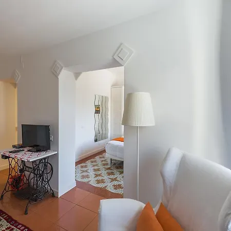 Mondello Holiday Bed & Breakfast *