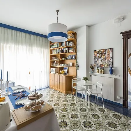 Mondello Holiday Bed & Breakfast *